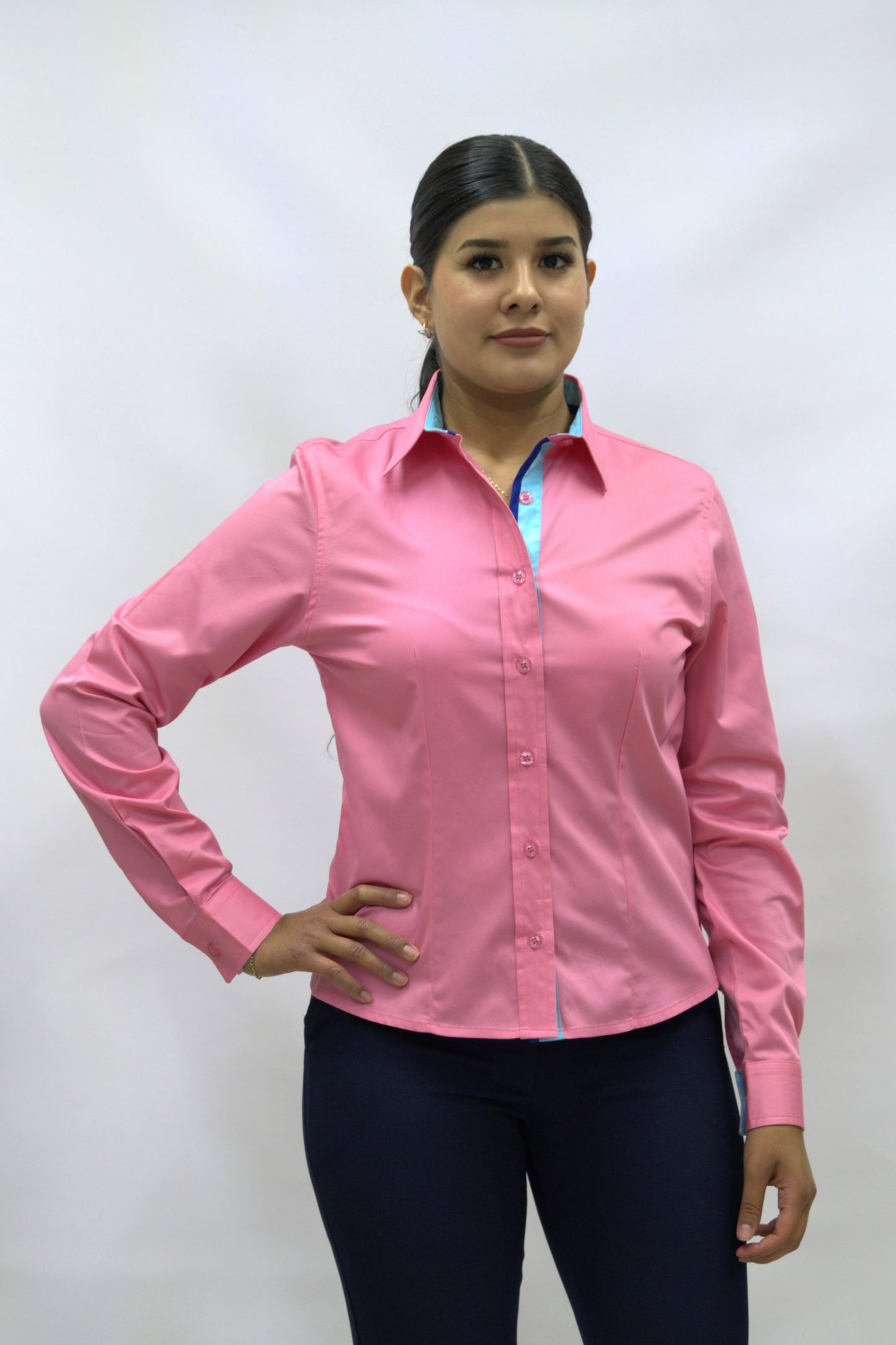 Blusa Manga Larga Modelo - Beluga Rosa
