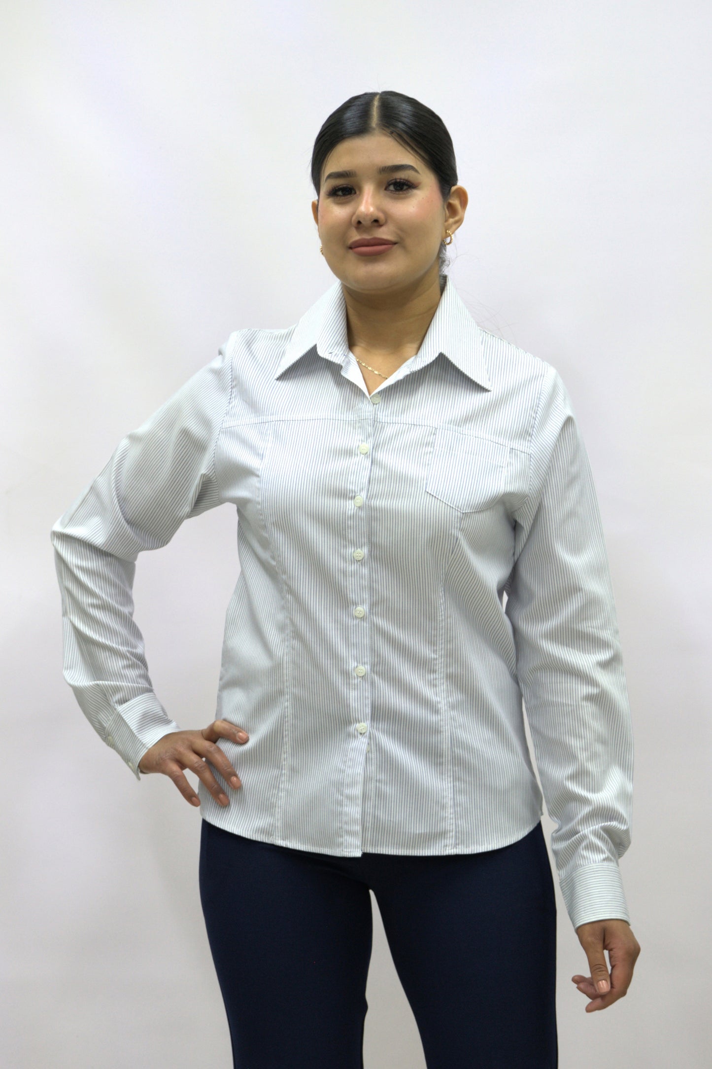 Blusa Manga Larga Modelo - 2017