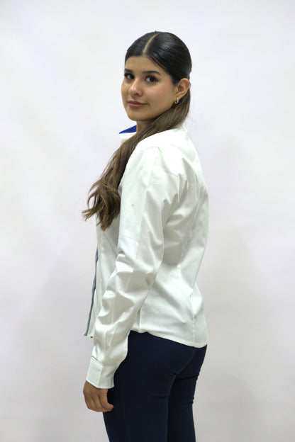 Blusa Manga Larga Modelo - Beluga Blanco