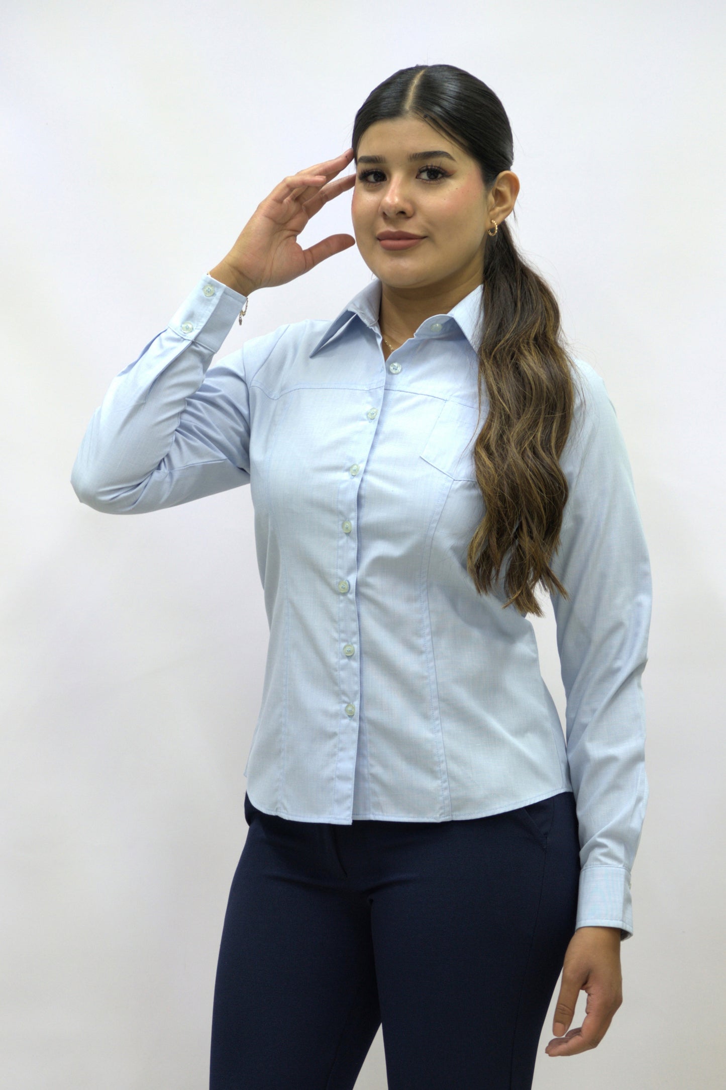 Blusa Manga Larga Modelo - 2022 Azul Cielo
