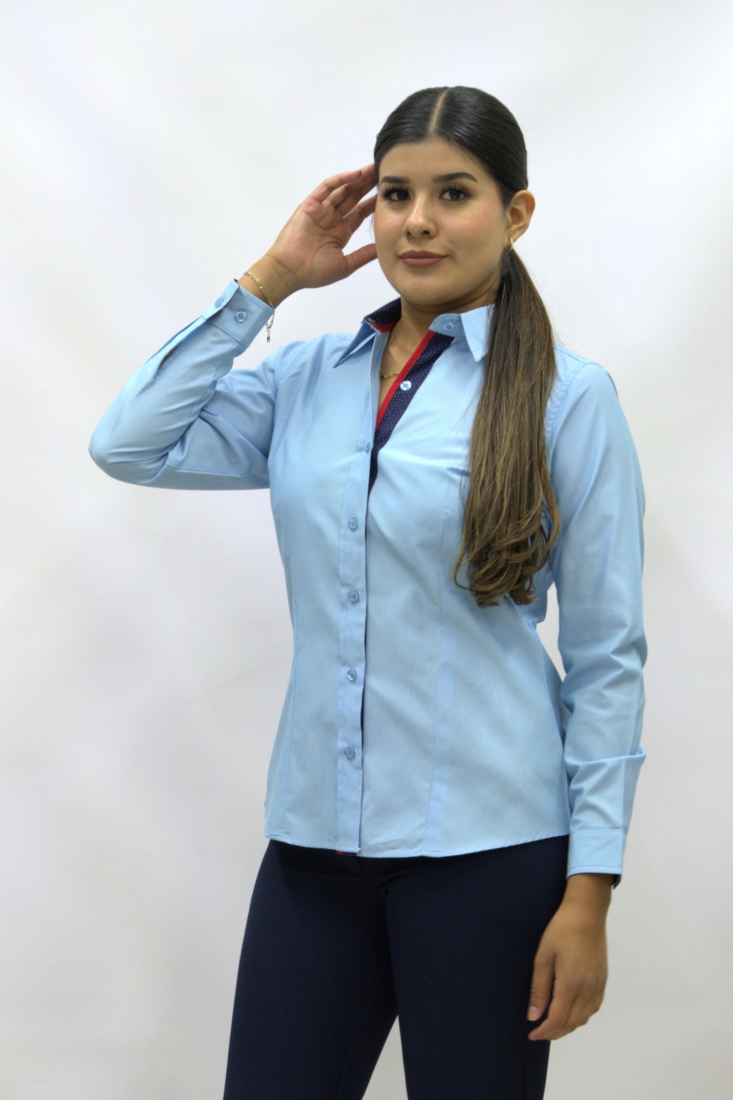 Blusa Manga Larga Modelo - Villela Azul Cielo