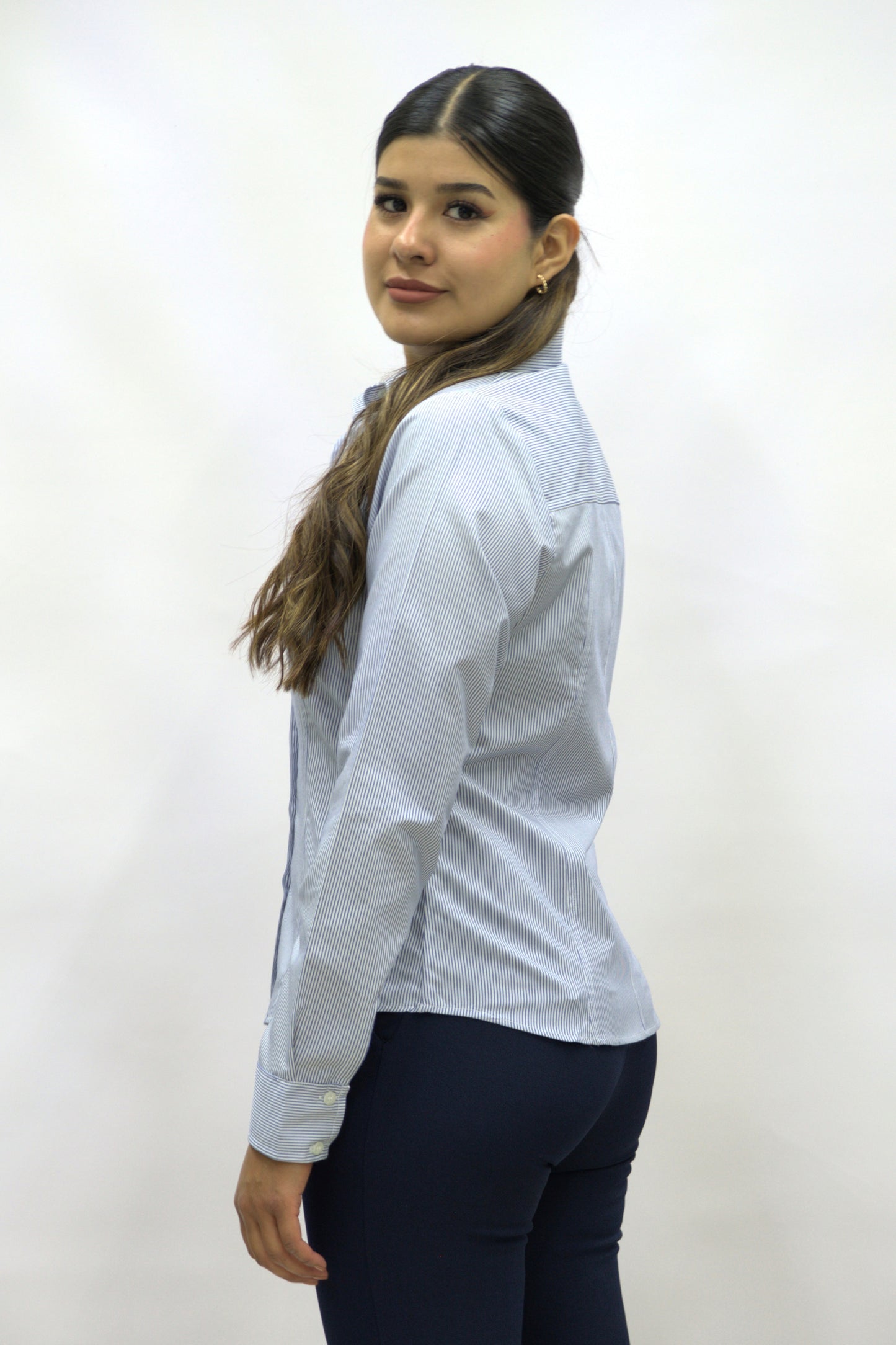 Blusa Manga Larga Modelo - 2016