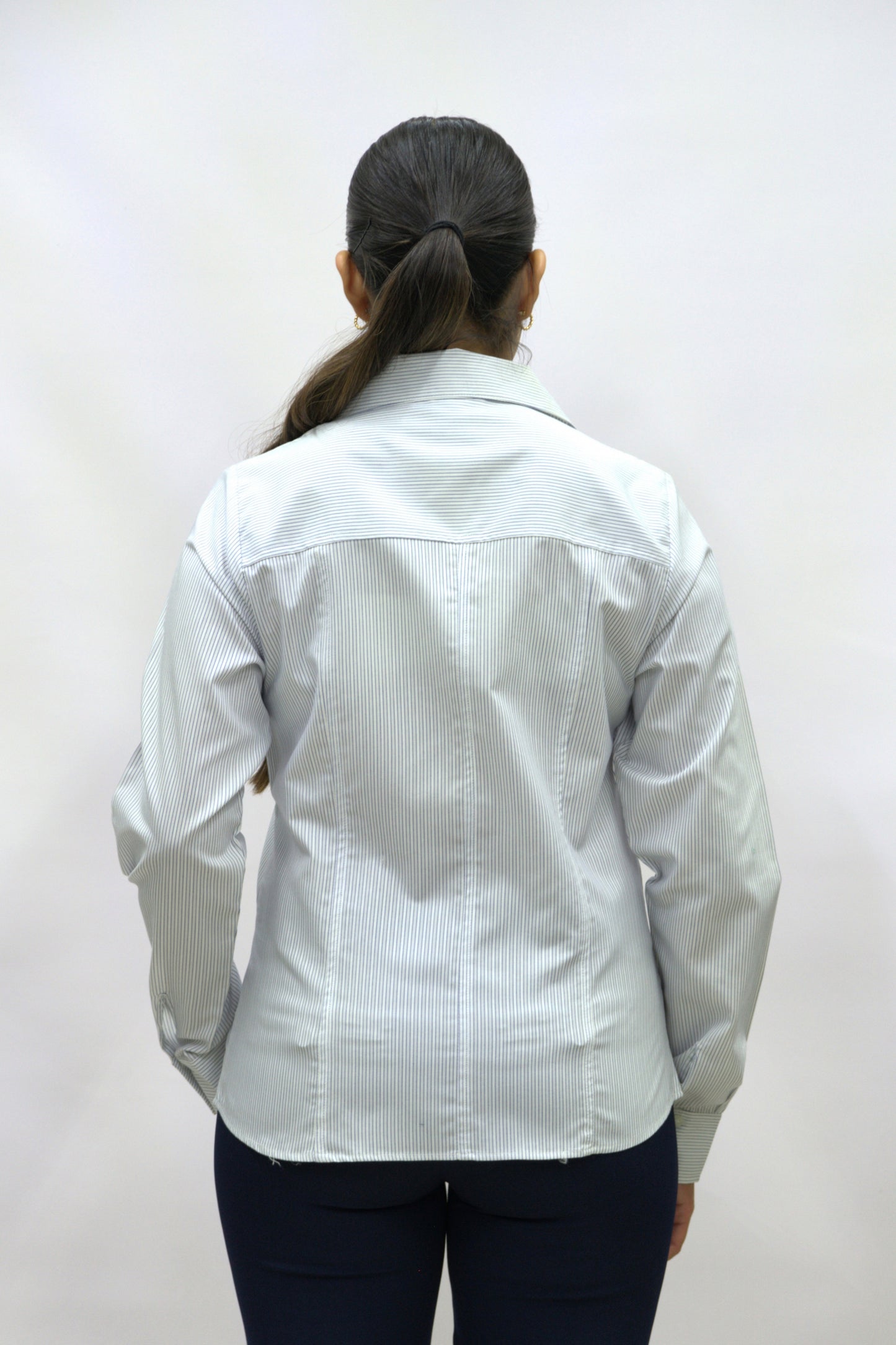 Blusa Manga Larga Modelo - 2017