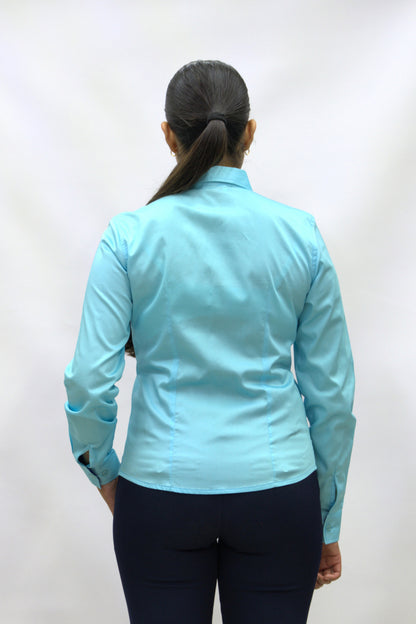 Blusa Manga Larga Modelo - Beluga Azul Cielo