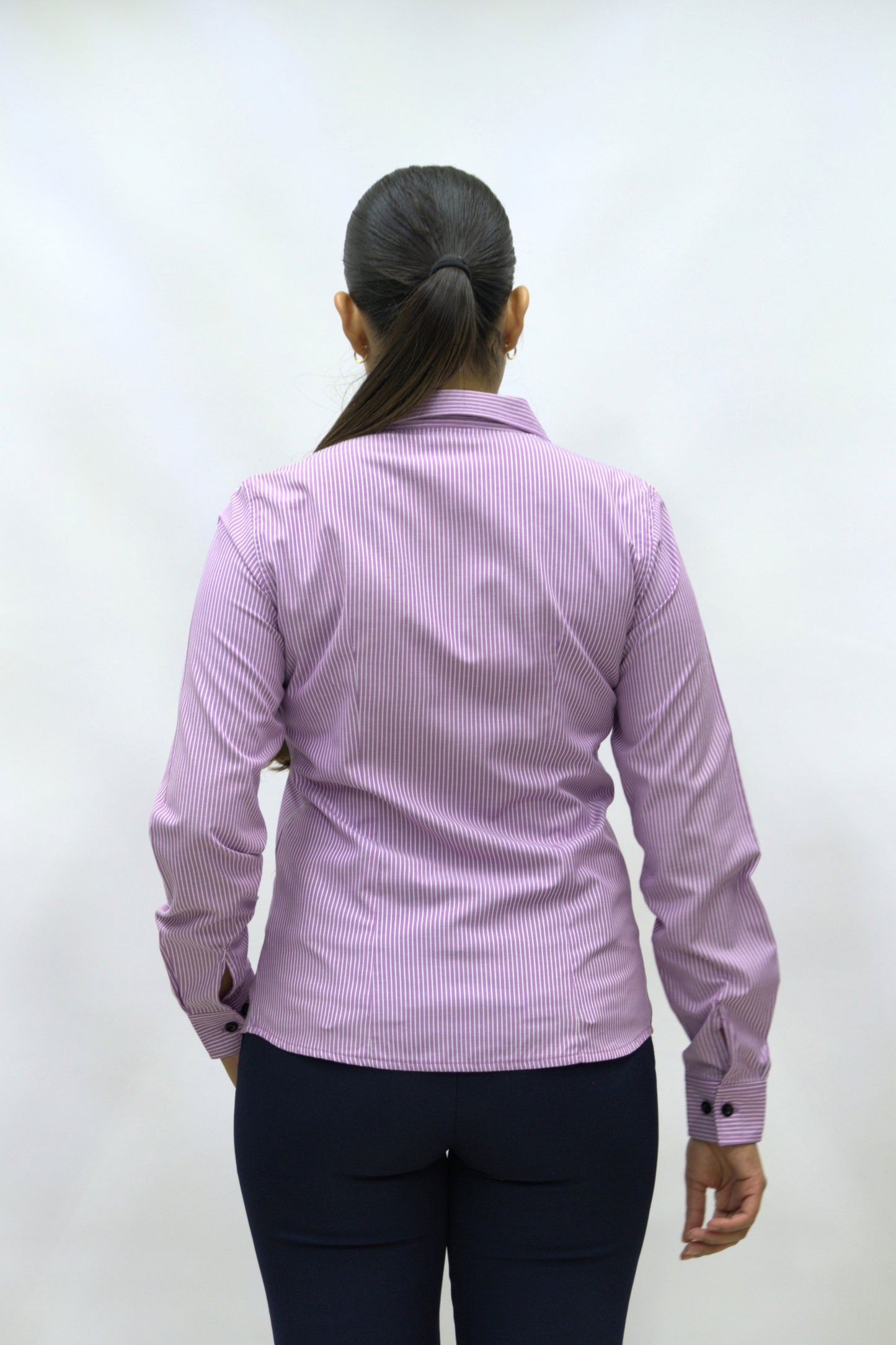 Blusa Manga Larga Modelo - Gobernador Lila