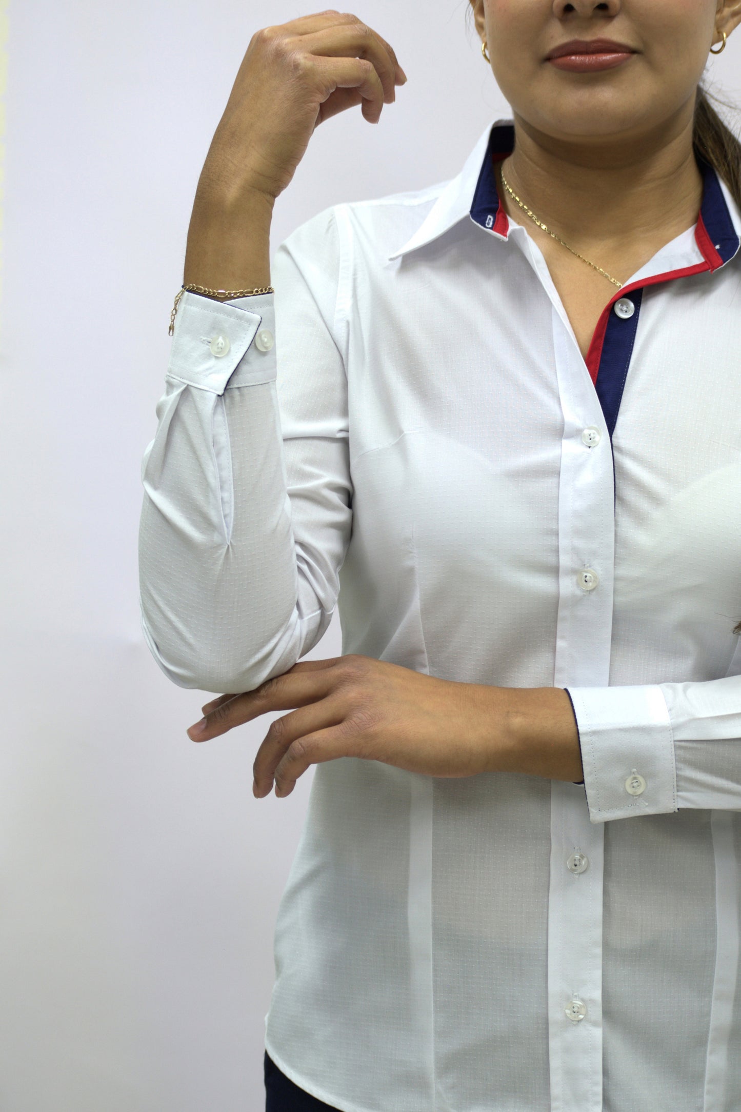 Blusa Manga Larga Modelo - Pique Glow Blanco